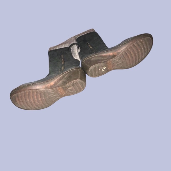 UGG Australia Black Knit Cuff Wedge Boots Size 8 Suede Wool Lined - Picture 4 of 6